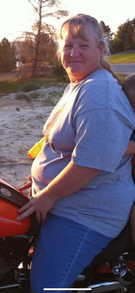 Carrie Sieh's photo before the Skinny Drops, weighing 248 lbs